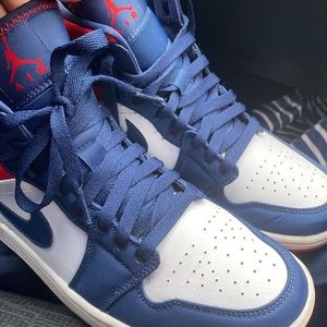Air Jordan 1 Mid Olympic